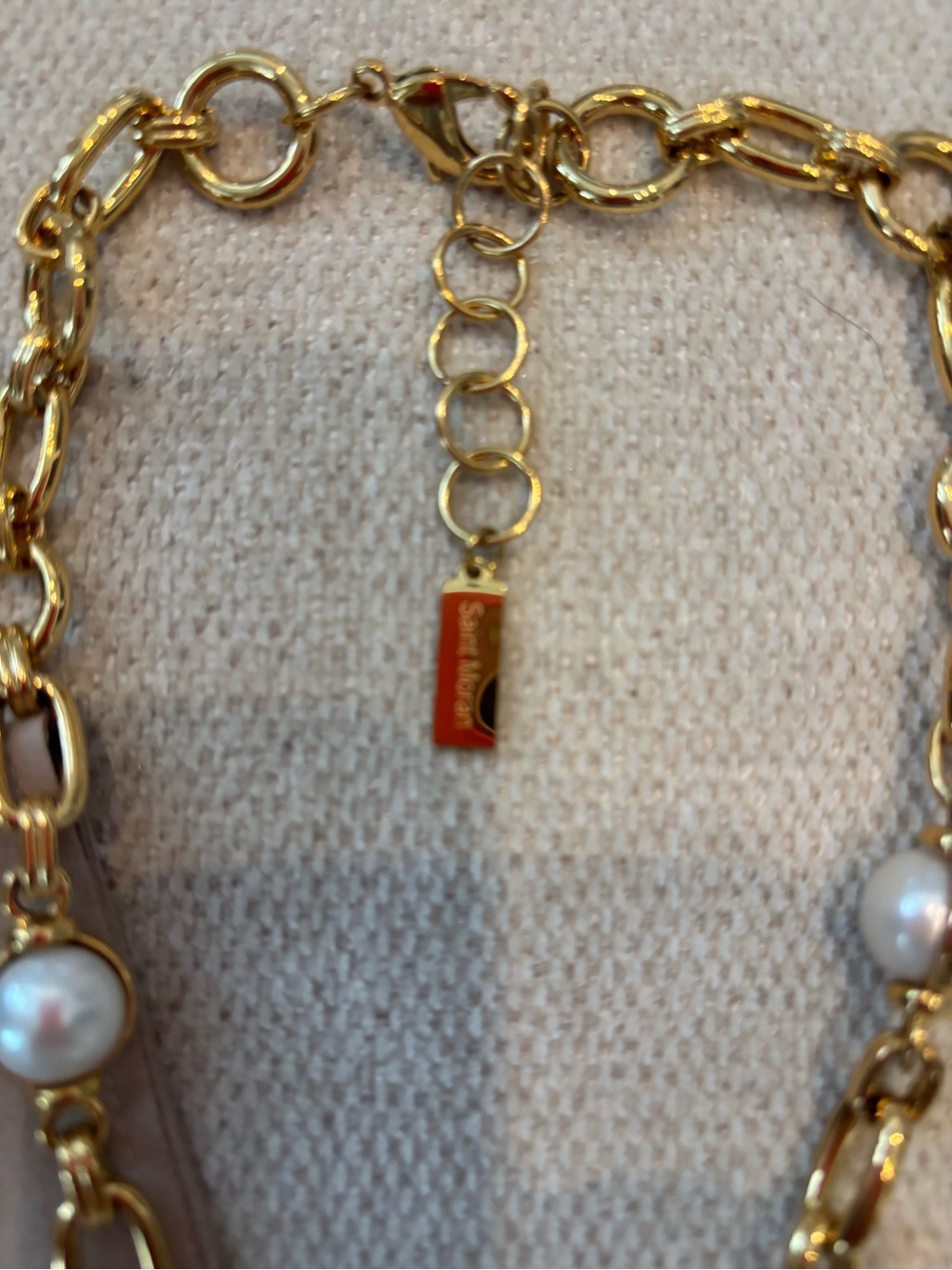 Gold Chain Necklace with White Pearls - Picture 2 of 2